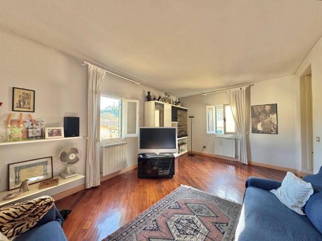Appartamento in vendita a Galluzzo, Firenze