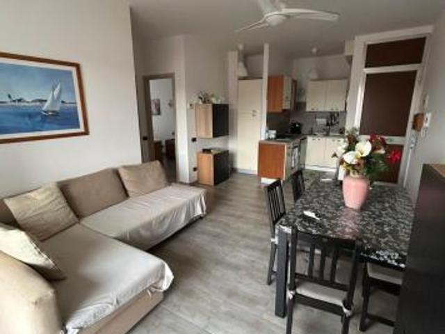 Appartamento in vendita a Ameglia, Liguria