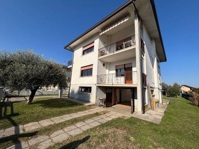 Appartamento in vendita a Fiume Veneto, Friuli-Venezia Giulia