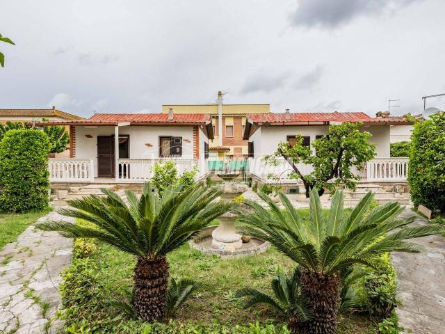Villa Indipendente in vendita a Passoscuro, Roma Capitale