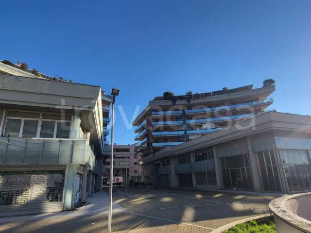 Appartamento in vendita a Parco Leonardo, Roma Capitale