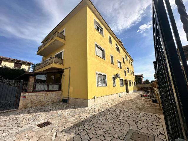 Appartamento in vendita a Passoscuro, Roma Capitale
