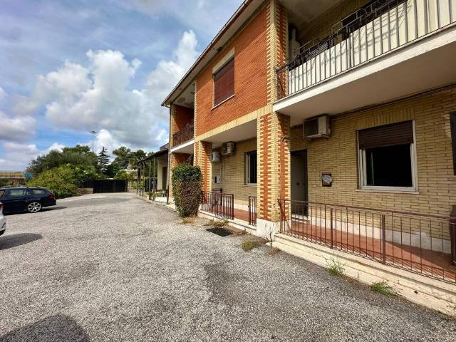 Appartamento in vendita a Leprignana, Roma Capitale