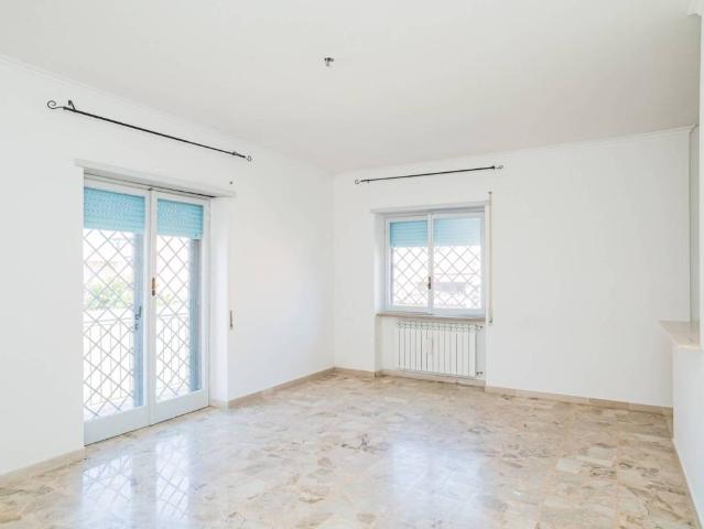 Appartamento in vendita a Passoscuro, Roma Capitale