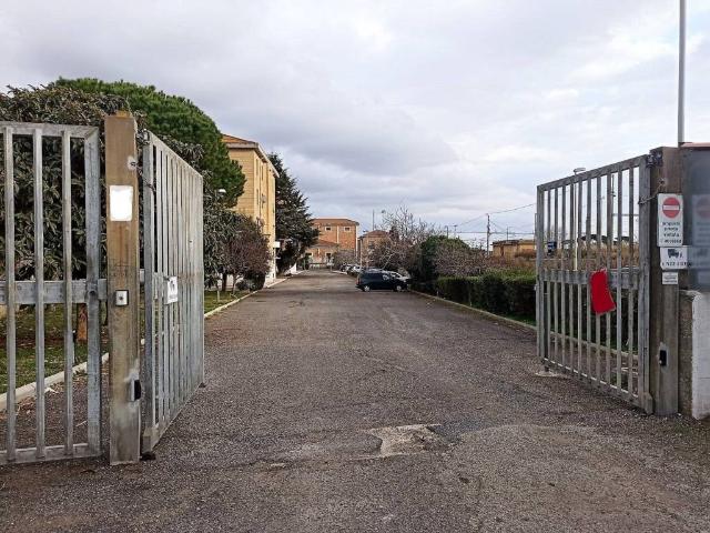 Appartamento in vendita a Borgo Falconieri, Roma Capitale