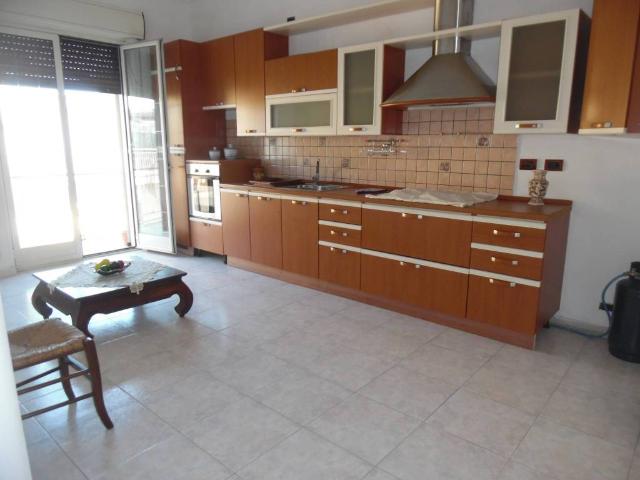 Appartamento in vendita a Santuzzo, Floridia