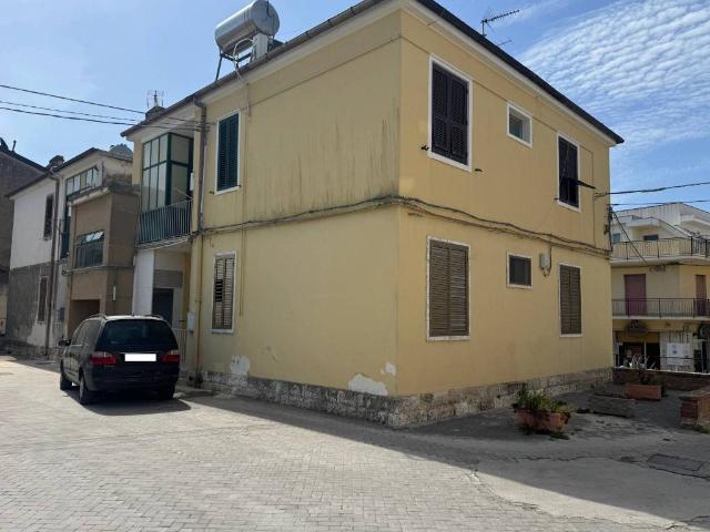 Appartamento in vendita a Santuzzo, Floridia