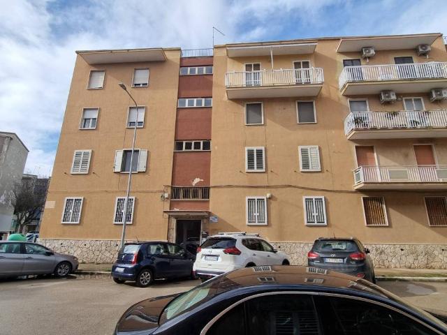 Appartamento in vendita a Rione Candelaro, Puglia