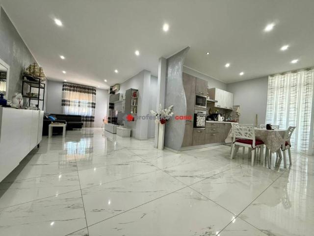 Appartamento in vendita a Rione Candelaro, Puglia