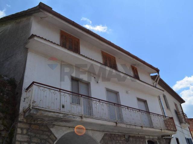 Appartamento in vendita a Foglianise, Campania