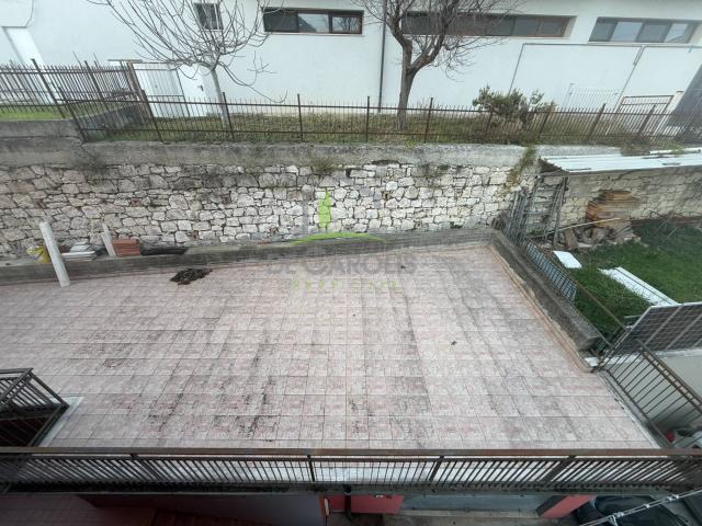 Appartamento in vendita a Capolavilla, Marche