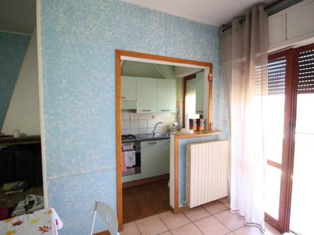 Appartamento in vendita a Capolavilla, Marche