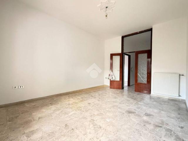 Appartamento in vendita a Capolavilla, Marche