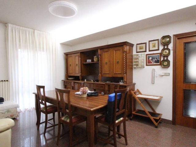 Appartamento in vendita a Capolavilla, Marche