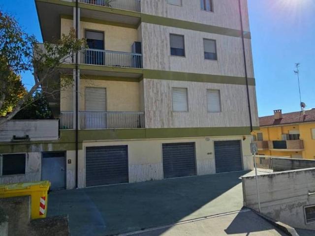 Appartamento in vendita a Capolavilla, Marche