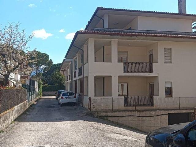 Appartamento in vendita a Borroni, Foligno