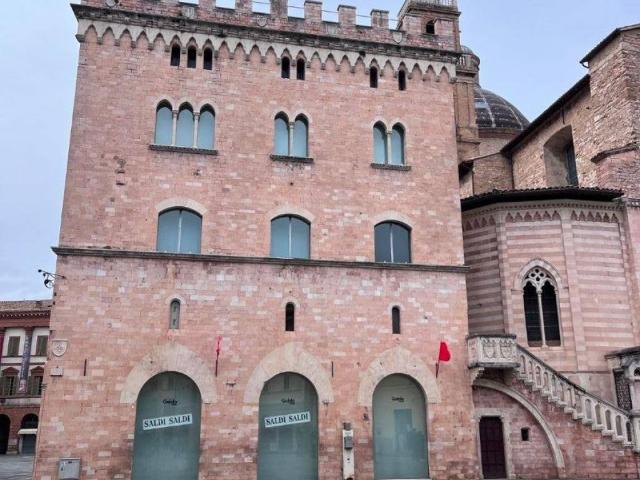 Appartamento in vendita a Foligno, Umbria