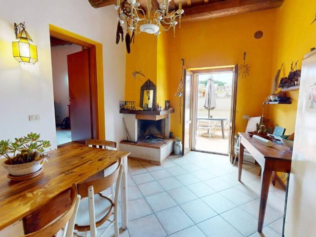 Appartamento in vendita a Foligno, Umbria