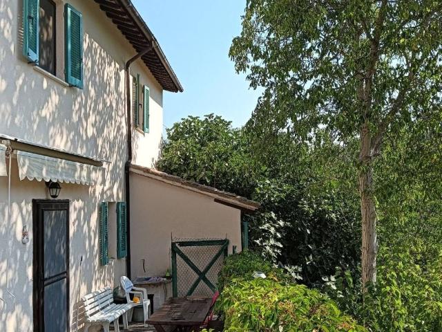 Appartamento in vendita a Morro, Foligno