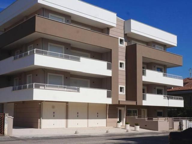 Appartamento in vendita a Foligno, Umbria