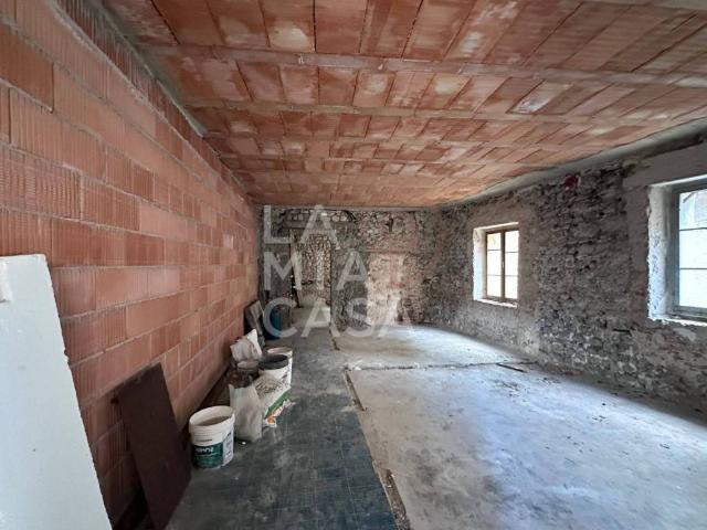 Appartamento in vendita a Follina, Veneto