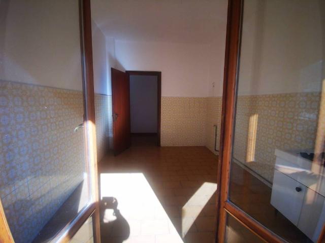 Appartamento in vendita a Follo, Liguria