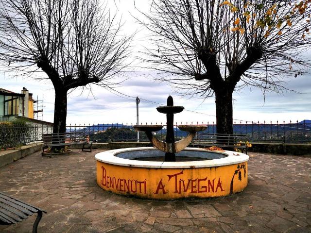 Appartamento in vendita a Follo, Liguria
