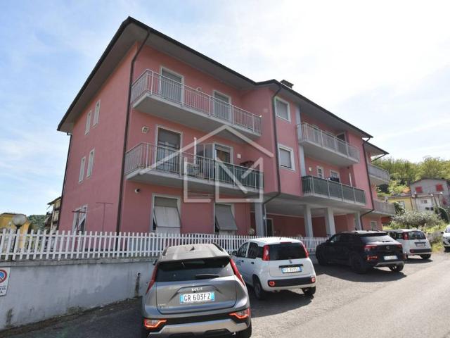 Appartamento in vendita a Follo Alto, Follo