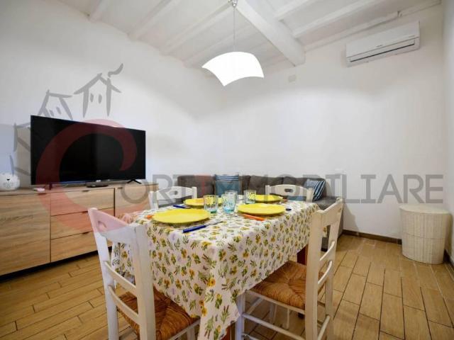 Appartamento in vendita a Follonica, Toscana