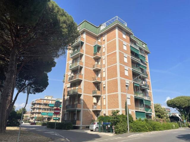 Appartamento in vendita a Follonica, Toscana