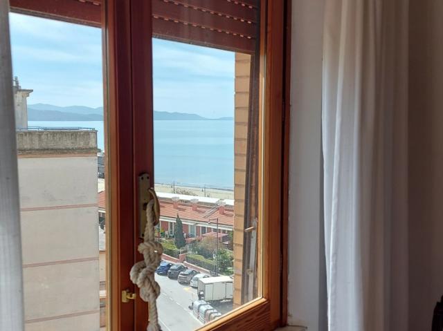 Appartamento in vendita a Follonica, Toscana