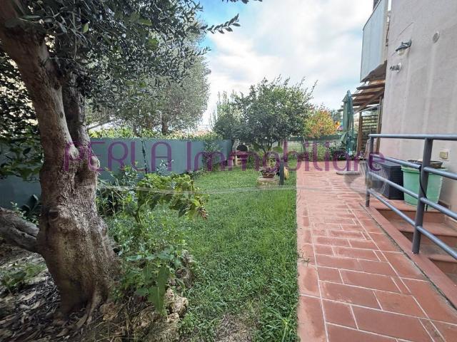 Villa Indipendente in vendita a Follonica, Toscana