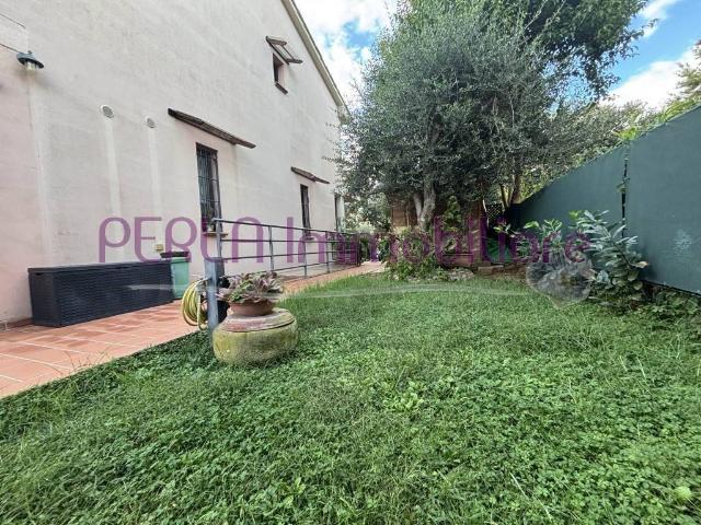 Villa Indipendente in vendita a Follonica, Toscana