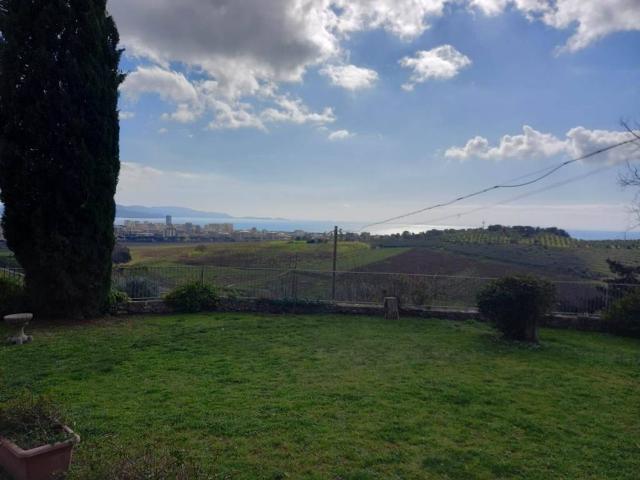 Appartamento in vendita a Località Casa Valli, Follonica