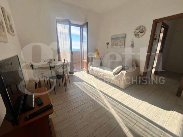 Appartamento in vendita a Centro, Follonica