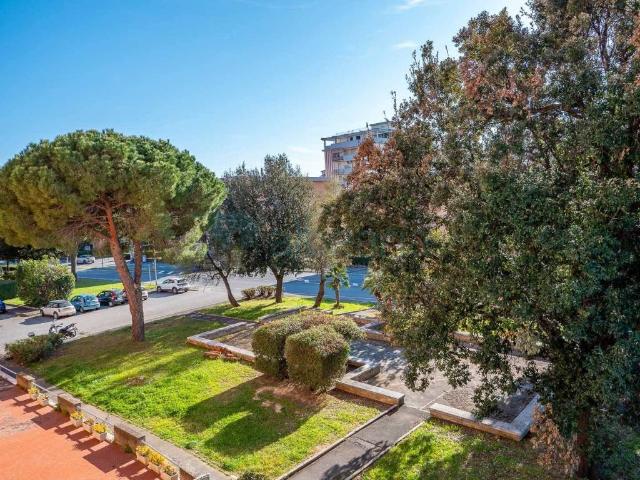 Appartamento in vendita a Follonica, Toscana