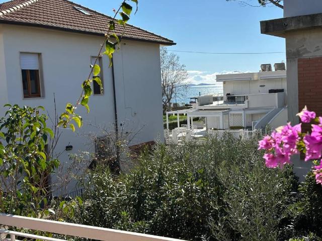 Appartamento in vendita a Follonica, Toscana