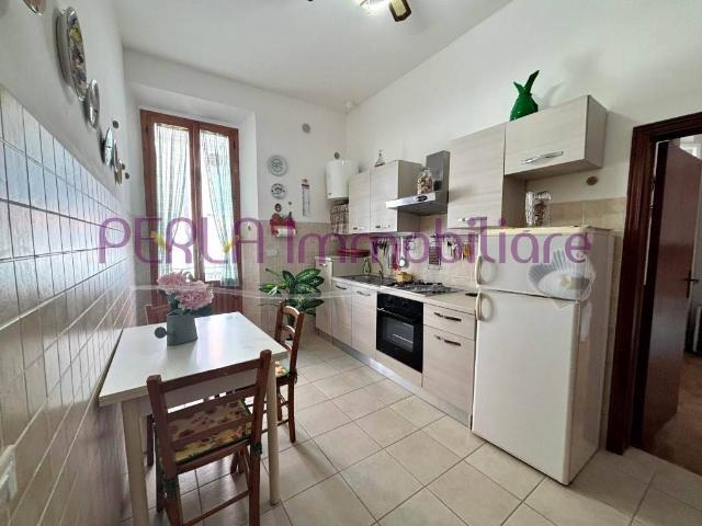 Appartamento in vendita a Follonica, Toscana