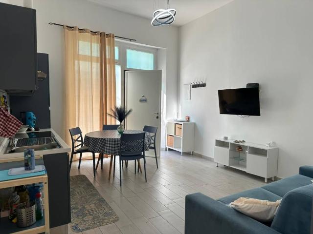 Appartamento in vendita a Centro, Follonica