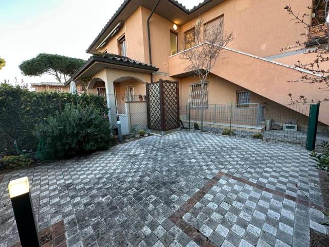 Appartamento in vendita a Follonica, Toscana