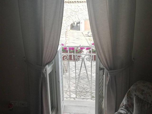 Appartamento in vendita a Porta Vescovo, Salto Di Fondi