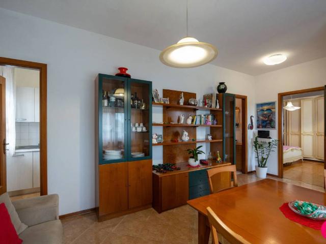 Appartamento in vendita a Villadolt / Viladolt, Fontanafredda / Fontanefrede