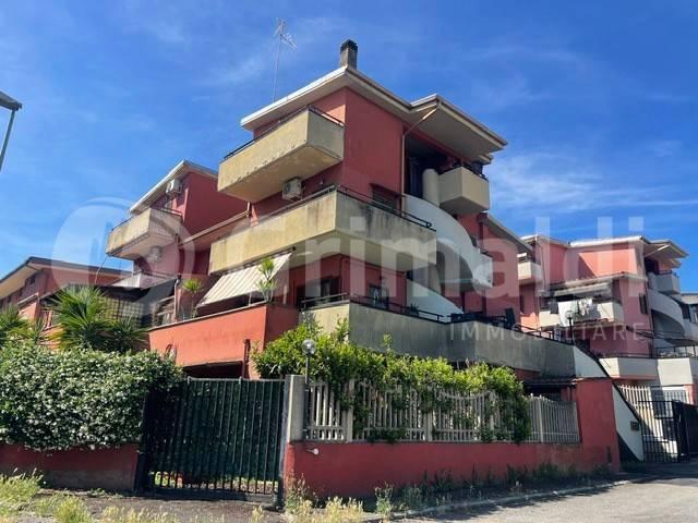 Appartamento in vendita a Tor Lupara, Roma Capitale