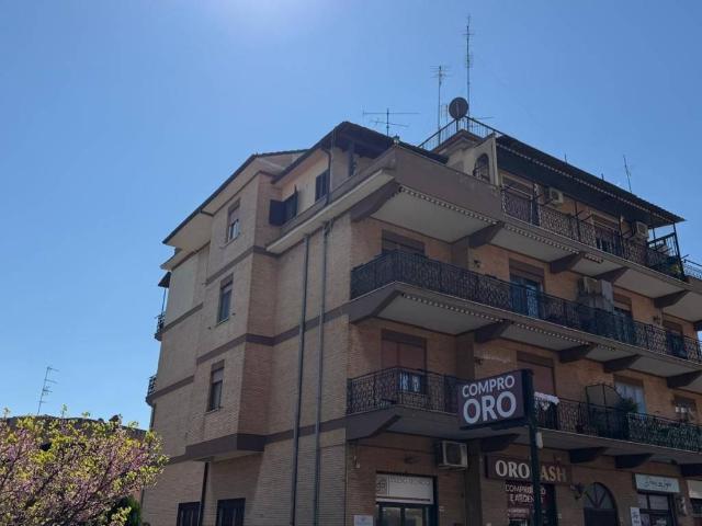 Appartamento in vendita a Santa Lucia, Roma Capitale