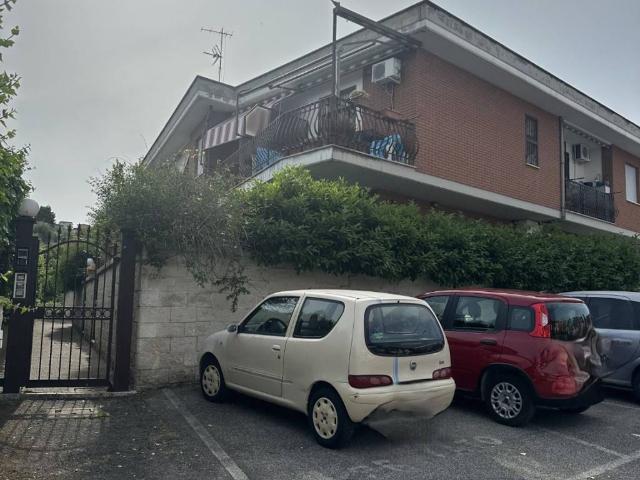 Appartamento in vendita a Santa Lucia, Roma Capitale