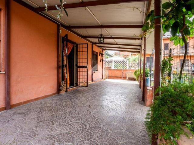 Appartamento in vendita a Tor Lupara, Roma Capitale