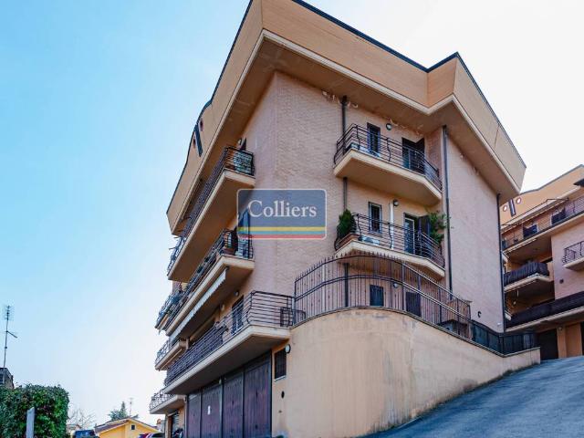 Appartamento in vendita a Santa Lucia, Roma Capitale