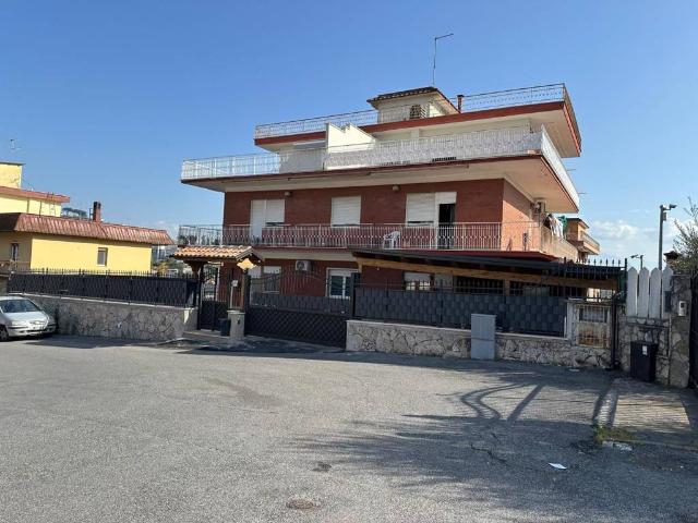 Appartamento in vendita a Santa Lucia, Roma Capitale