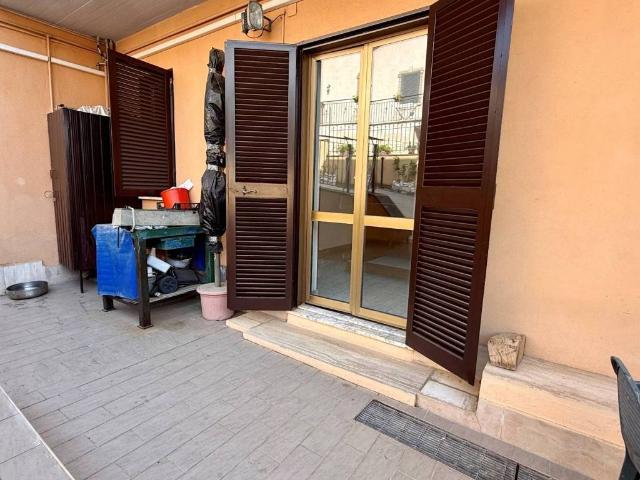 Appartamento in vendita a Tor Lupara, Roma Capitale