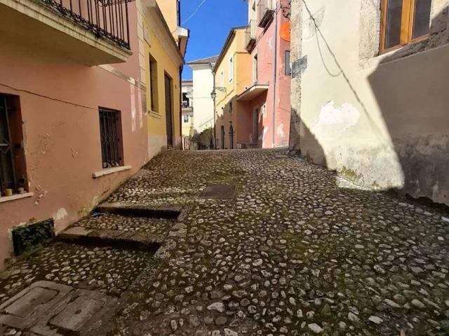 Appartamento in vendita a Fontechiari, Lazio